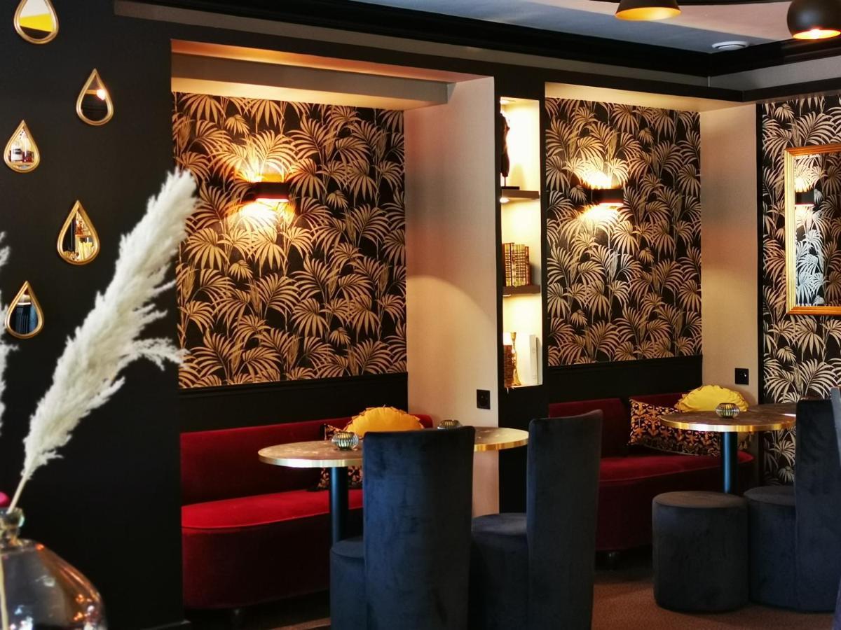Le Boeuf Couronne - Hotel & Restaurant Chartres- Logis Hotels Exterior photo